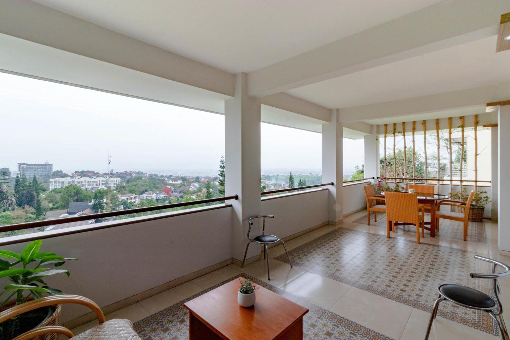 Family Only Amazing City View Villa - De Reiz Firen Syariah Bandung Zewnętrze zdjęcie