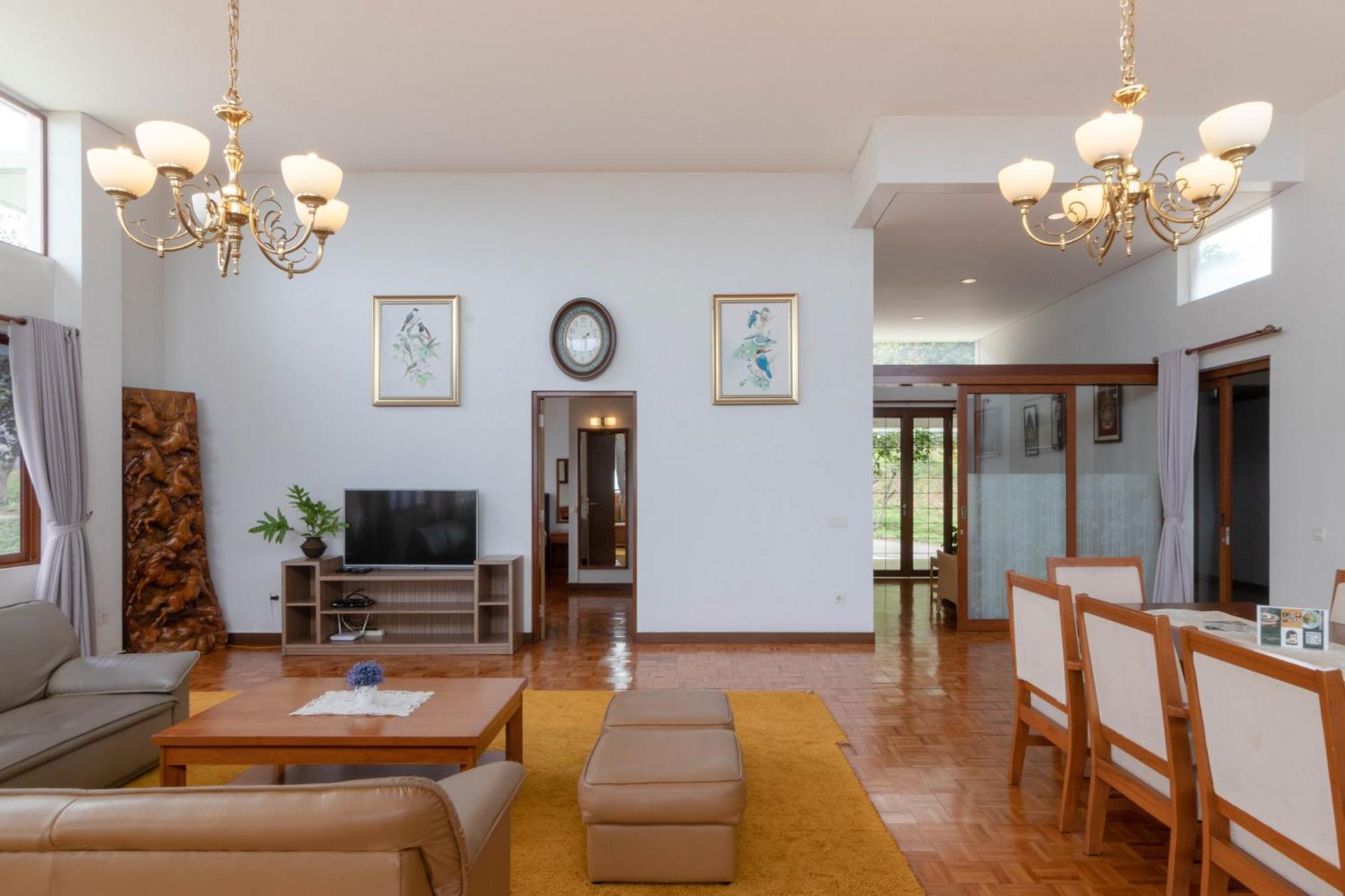 Family Only Amazing City View Villa - De Reiz Firen Syariah Bandung Zewnętrze zdjęcie