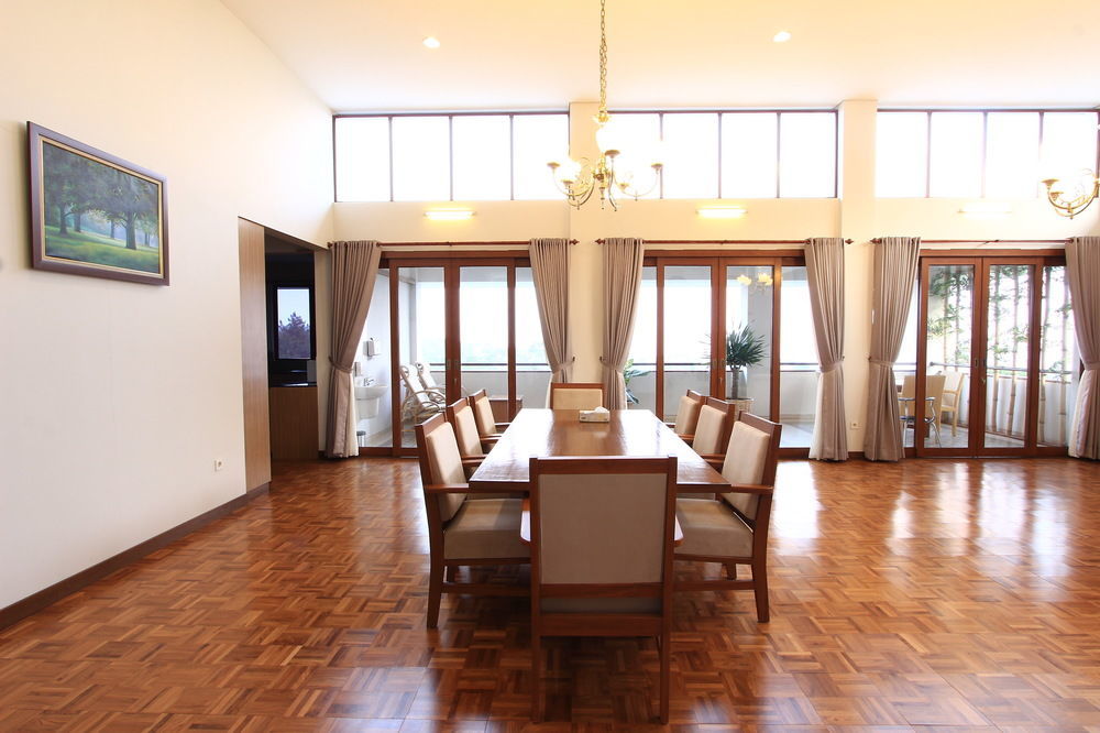 Family Only Amazing City View Villa - De Reiz Firen Syariah Bandung Zewnętrze zdjęcie